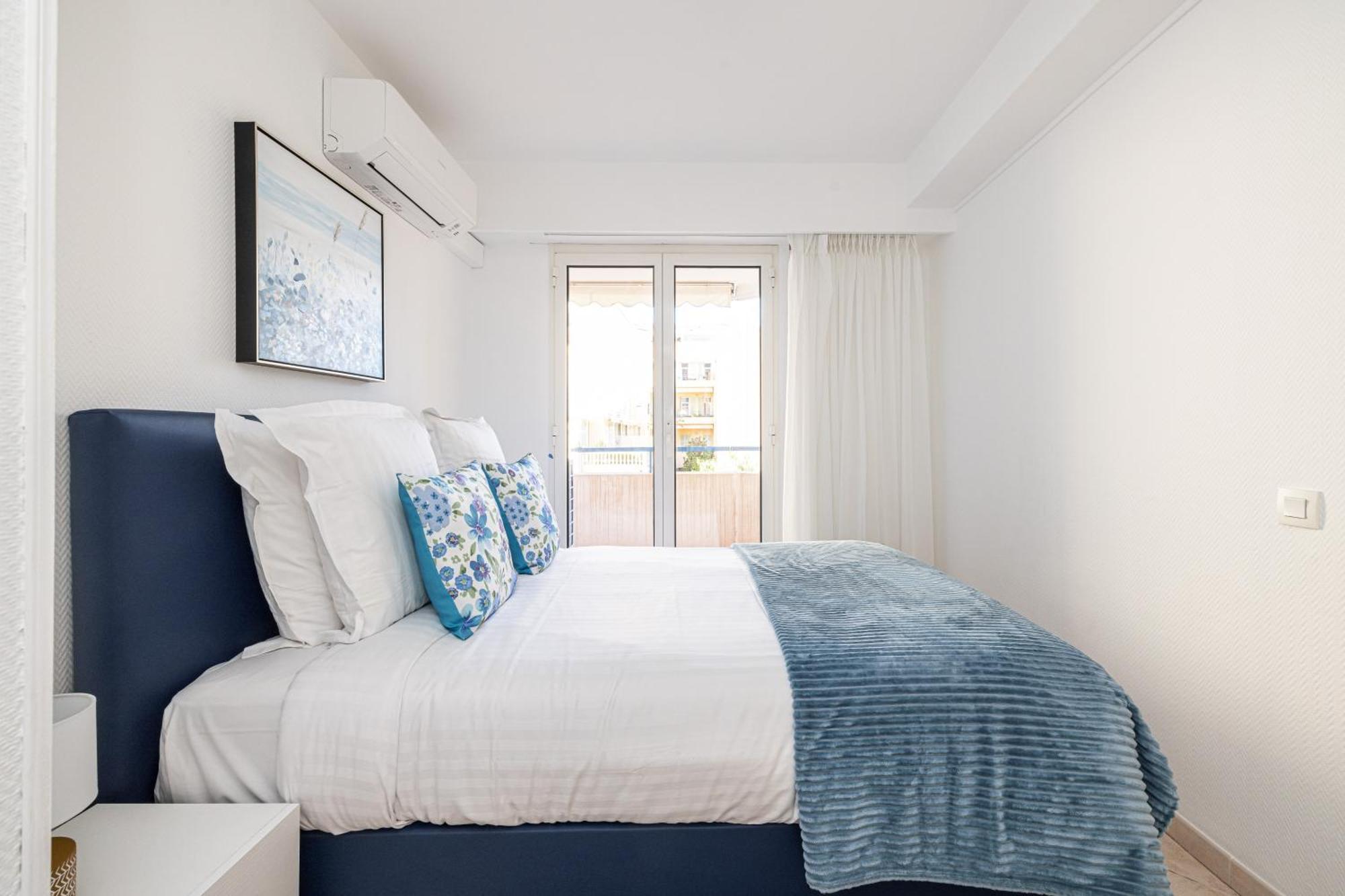 Eden Park 2 Piece, Clim, Parking Apartment Menton