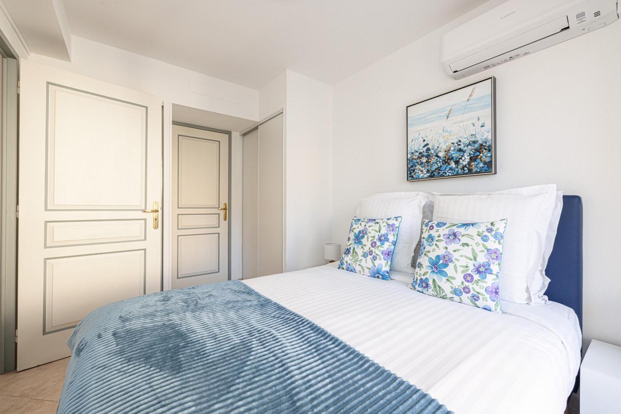 Eden Park 2 Piece, Clim, Parking Apartment *